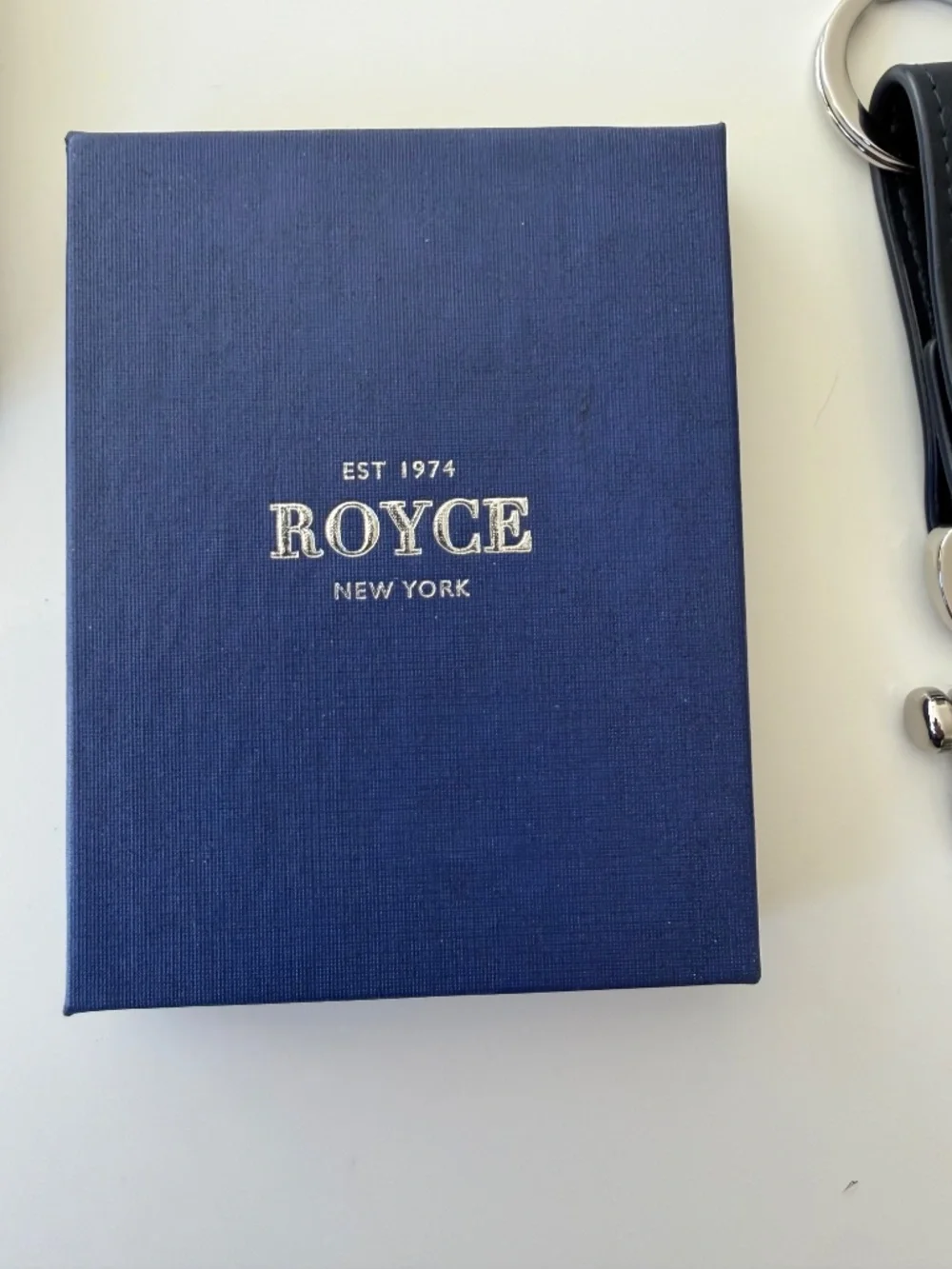 ** ROYCE New York -  VALET SNAP LEATHER KEY CHAIN - Brand New!